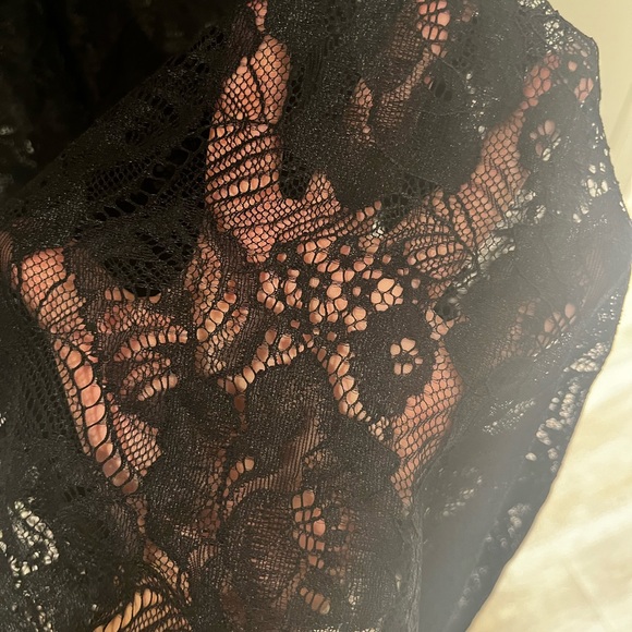 Black Bodycon Dress with Maxi Lace Overlay - Picture 5 of 6